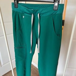 FIGS XS/P Zamora Jogger Scrub Pants